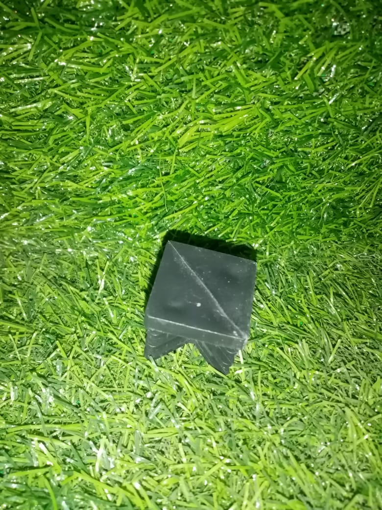 صورة سدة بلاستيك لبايب 30*30 ( ايطالى )