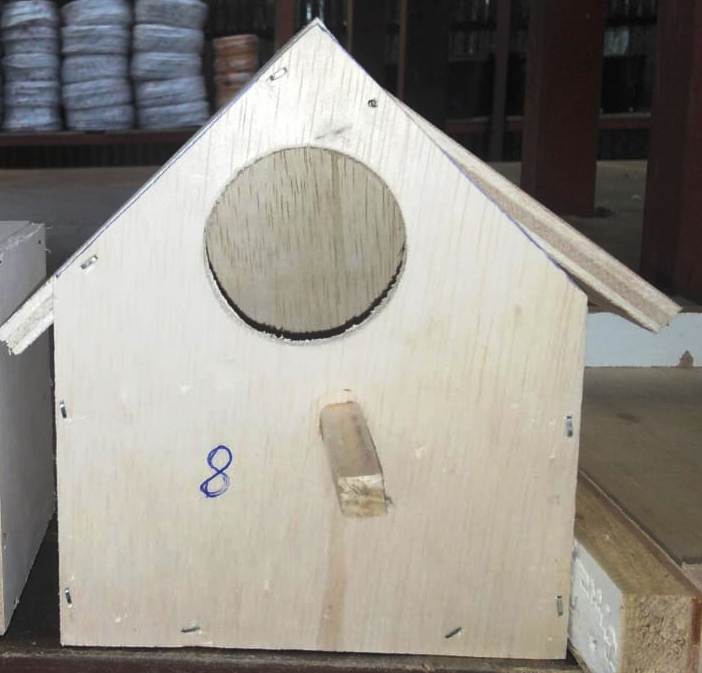 صورة عش الطيور الخشبي  رقم 8