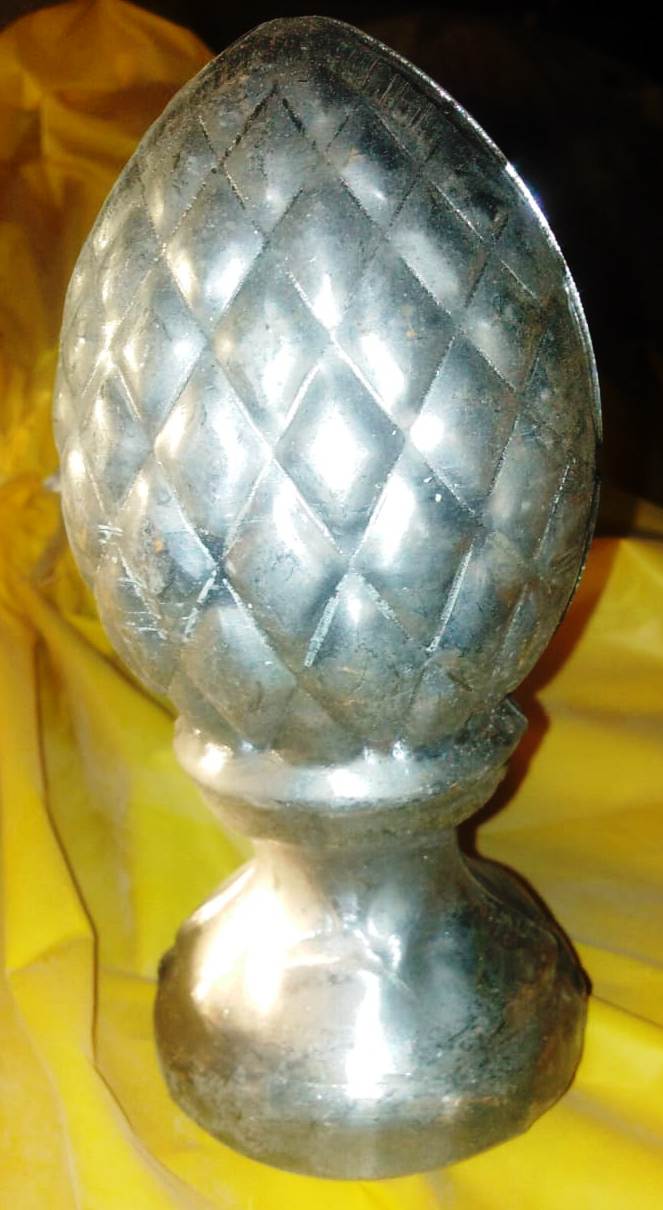 صورة اكسسوارات حديد كره بيضاويه مزخرفه 579