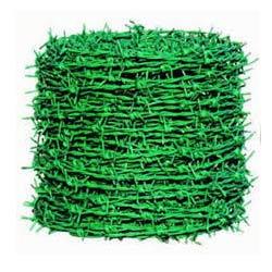 صورة سلك  السور الشائك  الاخضر بي في سي - الرول = 200 متر