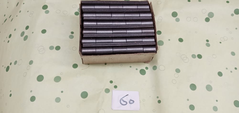 صورة مفصلات 4 انش هندي  60