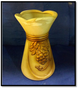 صورة فازة فخاريه بيج طويله